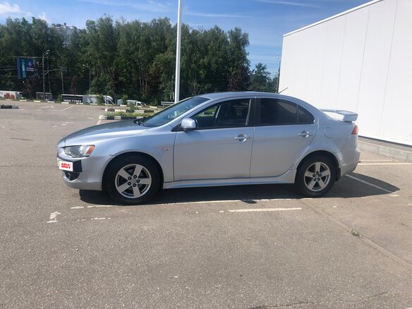 2008 Mitsubishi Lancer X, серебристый, 705000 рублей - вид 3