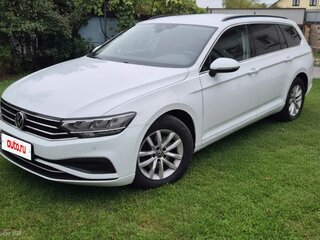2021 Volkswagen Passat B8 Рестайлинг, белый, 1675000 рублей, вид 3