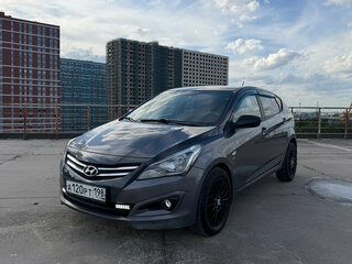 2015 Hyundai Solaris I Рестайлинг, серый, 749000 рублей, вид 1