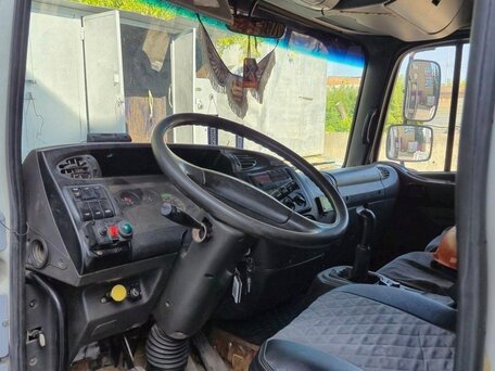 2010 Hyundai HD120, белый, 4200000 рублей, вид 2