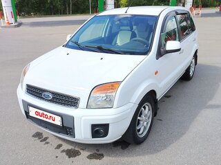 2010 Ford Fusion I Рестайлинг, белый, 645000 рублей, вид 1