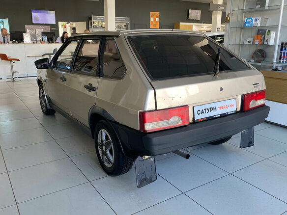 1998 Lada (ВАЗ) 2109, бежевый - вид 5