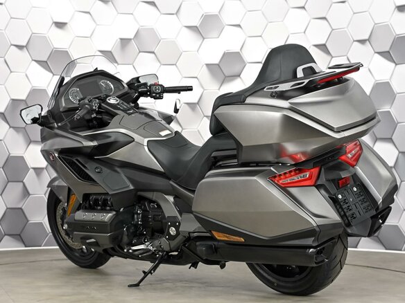 2018 Honda GL 1800 Gold Wing, серый, 2590000 рублей - вид 7