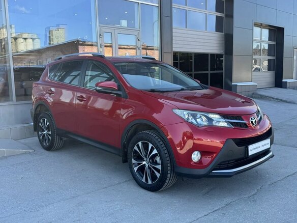 2015 Toyota RAV4 IV (XA40), красный - вид 15
