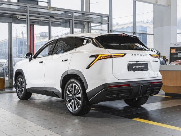 2023 Jetour Dashing I, белый, 1600000 рублей - вид 3