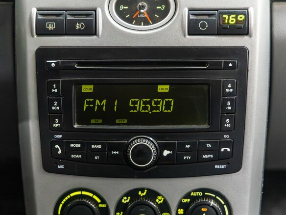 2009 Lada (ВАЗ) Priora I, чёрный, 373000 рублей - вид 17