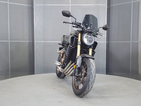2025 Honda CB 650R, чёрный, 1177000 рублей, вид 3