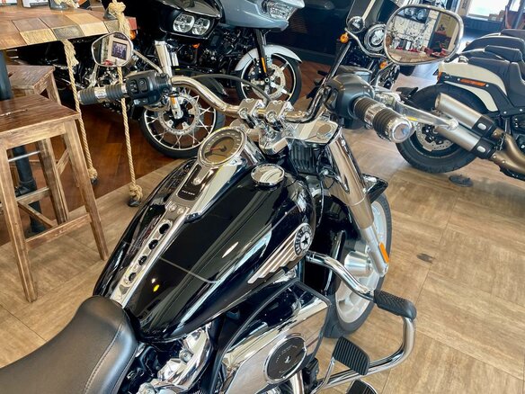 2025 Harley-Davidson Fat Boy, чёрный, 3300000 рублей - вид 7