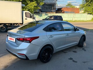 2017 Hyundai Solaris II, серебристый, 1100000 рублей, вид 5