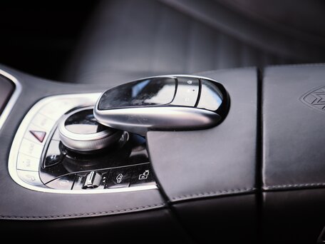 2020 Mercedes-Benz Maybach S-Класс 450 I (X222) Рестайлинг, чёрный, 6000000 рублей, вид 5