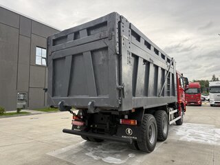 2023 Shacman (Shaanxi) X3000, красный, 6450000 рублей, вид 3
