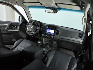 2012 Mitsubishi Pajero IV Рестайлинг 1, серый, 1715000 рублей, вид 5