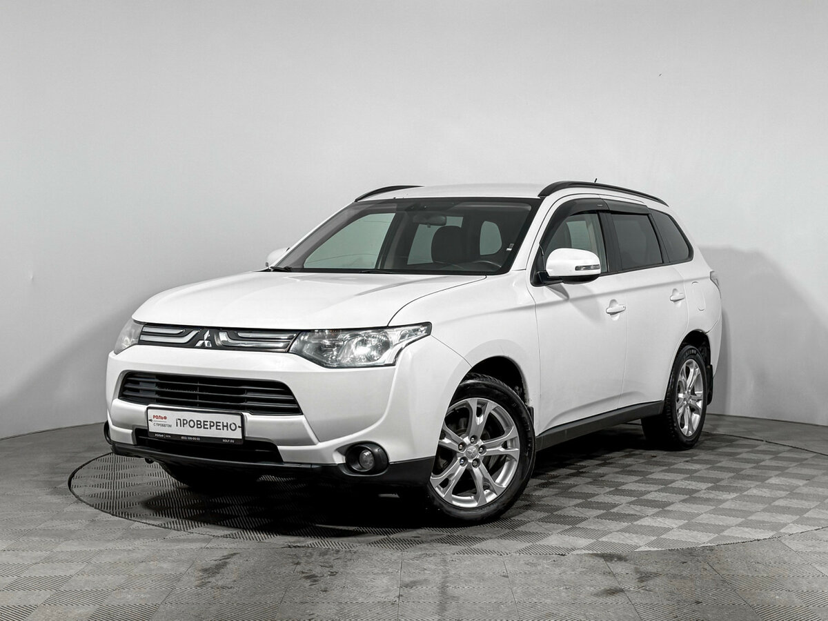 Открыть фотографии: Mitsubishi Outlander III