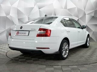 2019 Skoda Octavia III (A7) Рестайлинг, белый, 1682000 рублей, вид 5