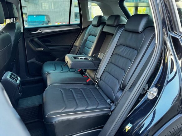 2022 Volkswagen Tiguan II Рестайлинг, чёрный, 2425000 рублей - вид 14