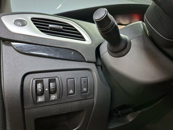 2013 Renault Scenic Grand III Рестайлинг, чёрный, 659000 рублей - вид 18