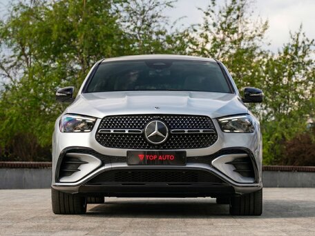 2025 Mercedes-Benz GLE Coupe 300 d II (C167) Рестайлинг, серебристый, 13300000 рублей, вид 4