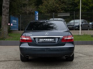 2011 Mercedes-Benz E-Класс 300 IV (W212, S212, C207), серый, 1749000 рублей, вид 4