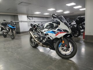 2026 BMW S 1000 RR, белый, 2750000 рублей, вид 4