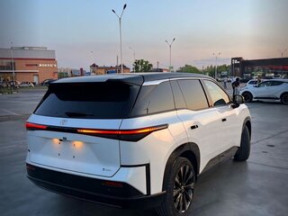 2026 Toyota bZ3X 58.3 kWh, белый, 2985000 рублей, вид 3