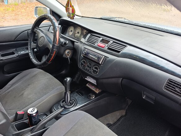 2005 Mitsubishi Lancer IX, серебристый - вид 4