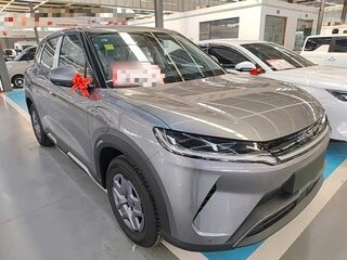 2026 BYD Yuan Up 32 kWh, серебристый, 1750213 рублей, вид 1