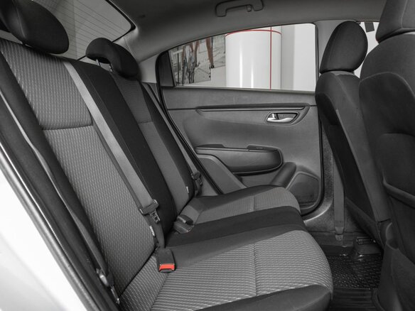 2017 Kia Rio IV, серебристый - вид 7