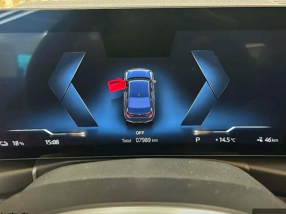 2023 BMW i3 40L I (G28), чёрный, 5390000 рублей - вид 5