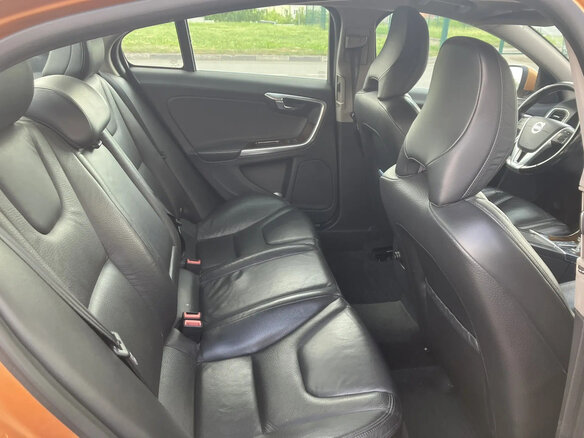 2010 Volvo S60 II, золотистый, 1160000 рублей - вид 15