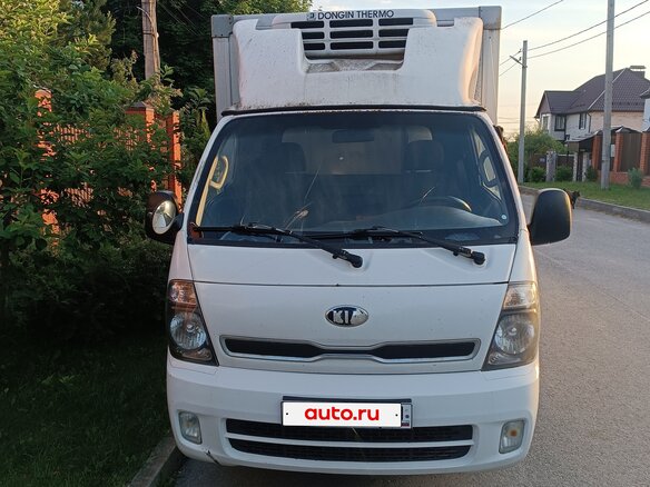 2013 Kia Bongo, белый, 1000000 рублей - вид 1