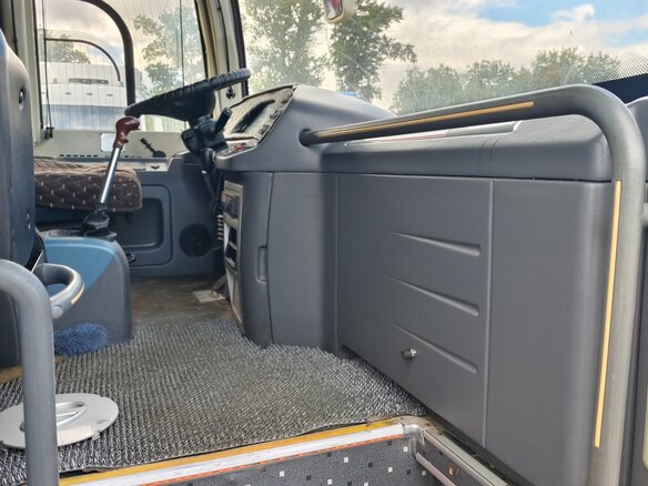 2014 King Long XMQ6129Y, золотистый, 4100000 рублей - вид 6