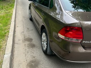 2014 Volkswagen Polo V, коричневый, 850000 рублей, вид 4