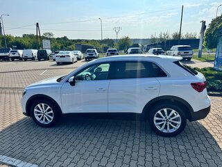 2022 Audi Q3 35 TFSI II (F3), белый, 3100000 рублей, вид 2