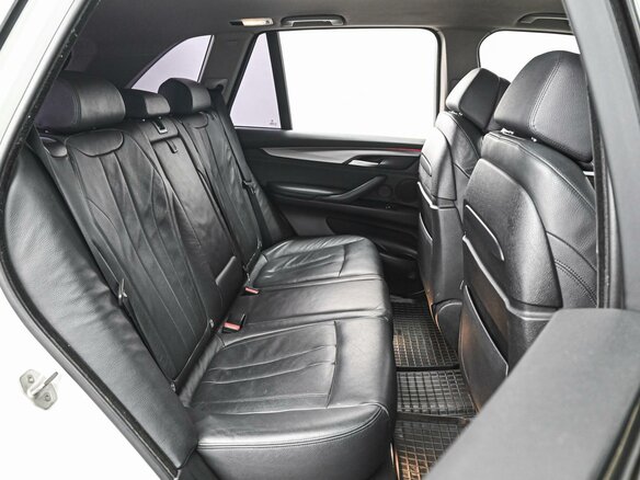2015 BMW X5 35i III (F15), белый, 2575000 рублей - вид 6