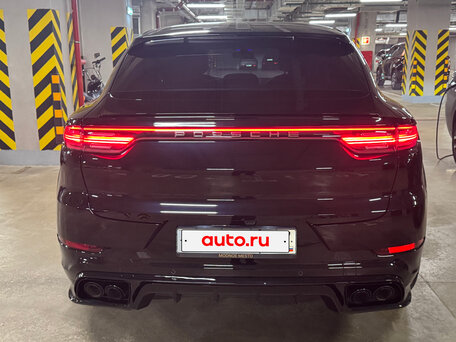 2020 Porsche Cayenne Coupé III, чёрный, 8450000 рублей, вид 5