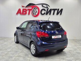 2011 Kia Venga 5-speed I, фиолетовый, 655000 рублей, вид 5