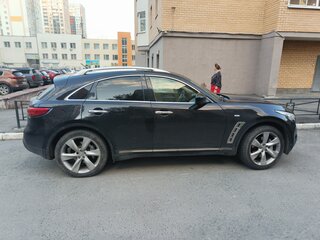 2014 Infiniti QX70, чёрный, 2000000 рублей, вид 2