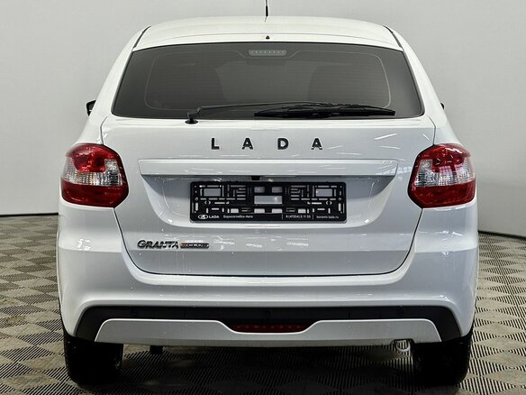 2026 Lada (ВАЗ) Granta I Рестайлинг, белый, 1319000 рублей - вид 5