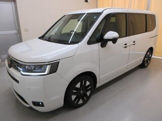 2022 Honda Stepwgn VI, белый, 2168000 рублей, вид 3