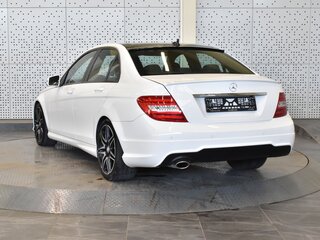 2013 Mercedes-Benz C-Класс 180 III (W204) Рестайлинг, белый, 1900000 рублей, вид 4
