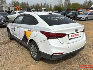 2018 Hyundai Solaris II, серебристый, 704000 рублей, вид 4
