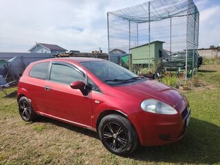 2007 Fiat Punto III Grande Punto, красный, 330000 рублей, вид 2