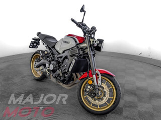 2020 Yamaha XSR900, белый, 889000 рублей, вид 2