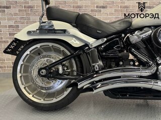 2018 Harley-Davidson Fat Boy, белый, 1800000 рублей, вид 4