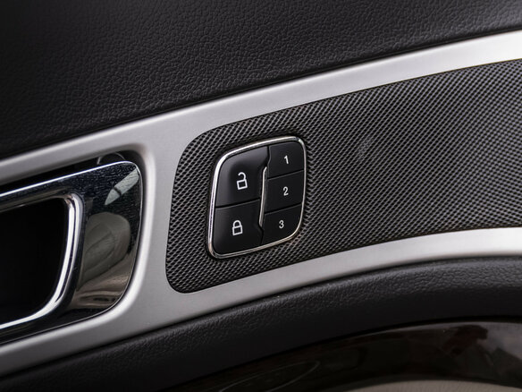 2013 Ford Explorer V, чёрный, 1648000 рублей - вид 18