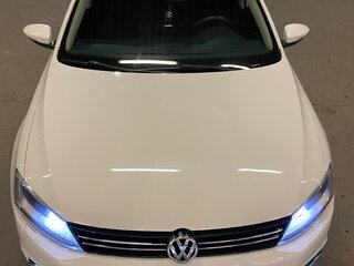 2012 Volkswagen Jetta VI, белый, 1025000 рублей, вид 1