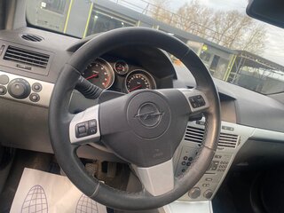 2009 Opel Astra GTC H Рестайлинг, чёрный, 465000 рублей, вид 5