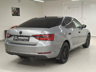 2016 Skoda Superb III, серебристый, 1530000 рублей, вид 5