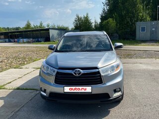 2014 Toyota Highlander III (XU50), серебристый, 2600000 рублей, вид 2