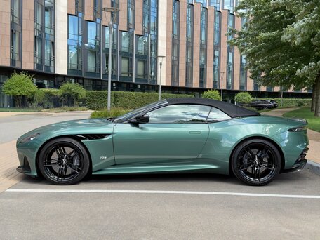 2021 Aston Martin DBS Volante III, зелёный, 24750000 рублей, вид 3